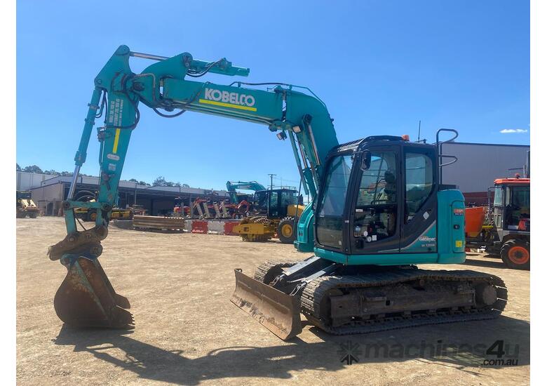 caption 2016 Kobelco Sk135sr-3