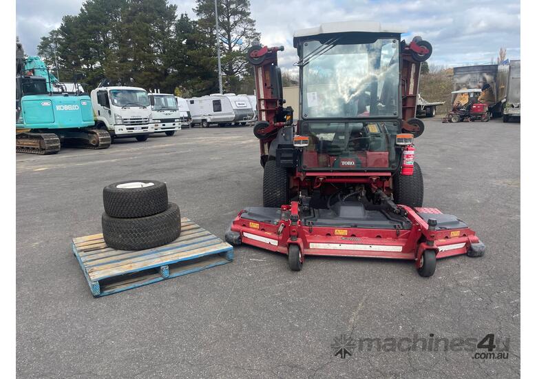 caption 2021 Toro GroundsMaster 5900 Wide Area Mower
