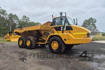 Caterpillar 2011   725 PB21