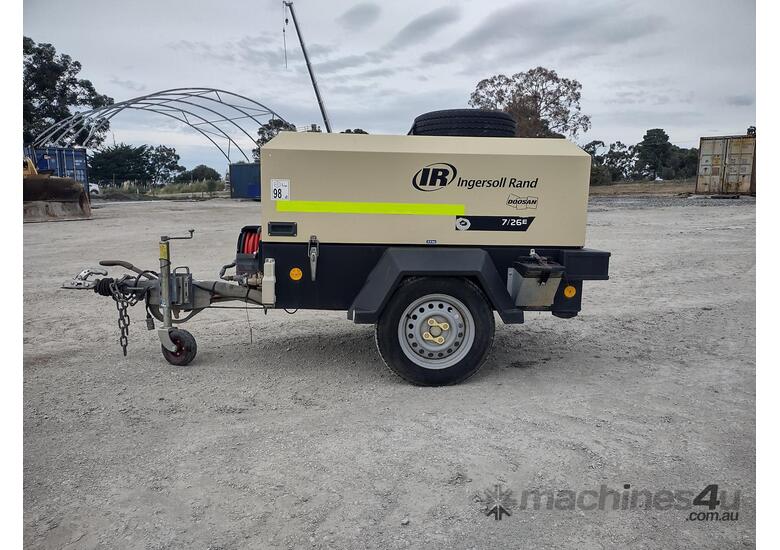 2011 Ingersoll-Rand 726E