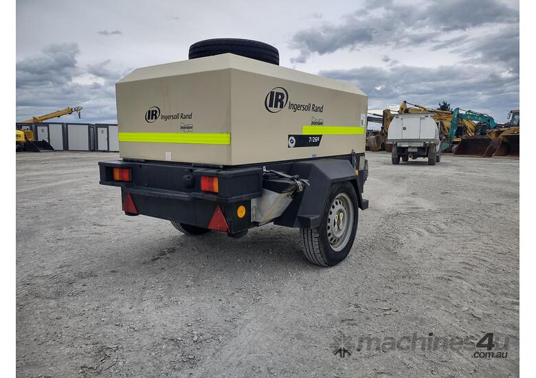 2011 Ingersoll-Rand 726E