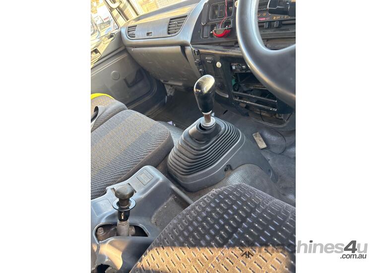 caption 2006 Isuzu FSR 700 Long Tilt Tray