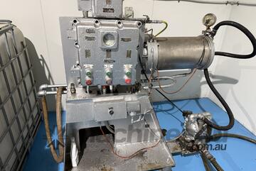 Ball mill with tank