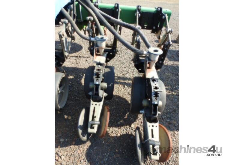 Norseman Rowcrop Planter