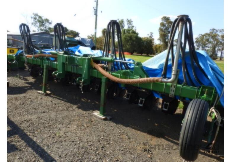 Norseman Rowcrop Planter