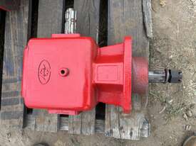 1 x New Slasher Gear Box - picture1' - Click to enlarge