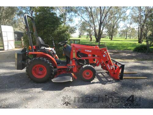 Kubota tractor & Implements