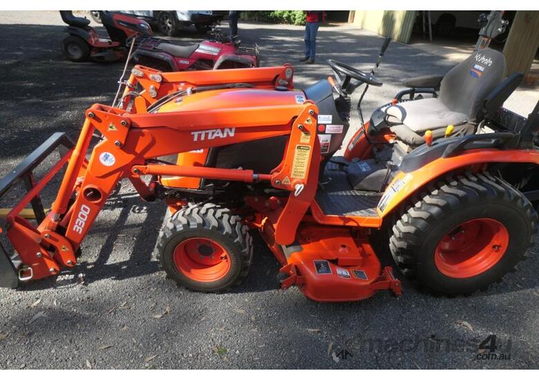 Kubota tractor & Implements