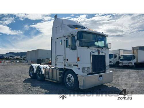 Kenworth K104