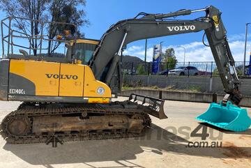 Volvo EC140CL Excavator for sale