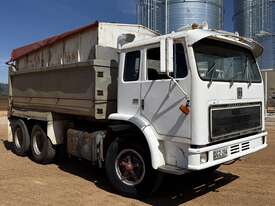 INTERNATIONAL ACCO 2150B - picture0' - Click to enlarge