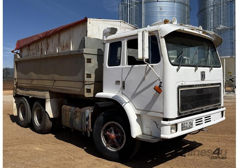 INTERNATIONAL ACCO 2150B