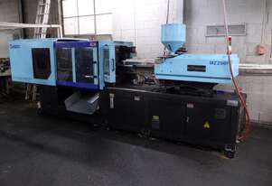 200 Tonne Plastic Injection Machine