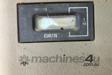 1999 Daewoo SL400LC-V Excavator (Steel Tracked)