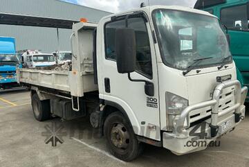 Isuzu 2009   NPR300 MWB Tipper