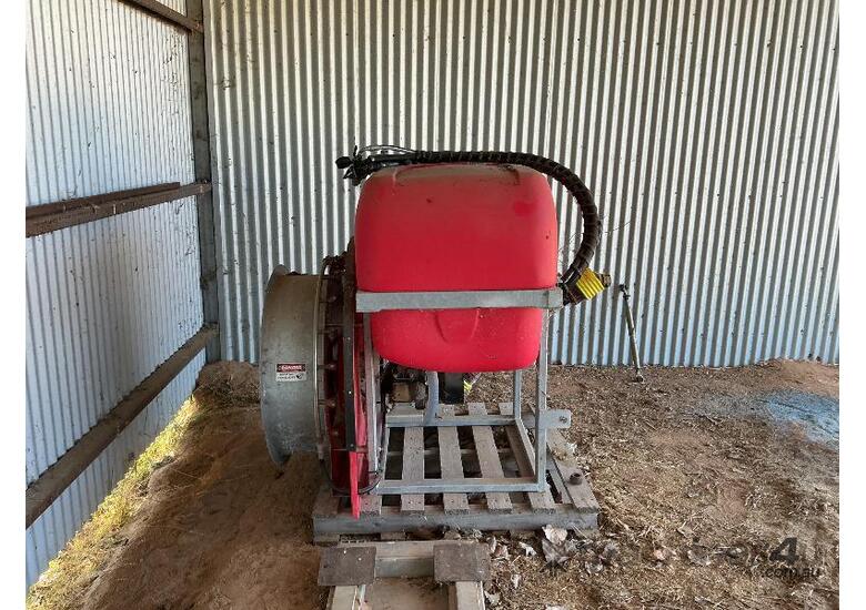 Silvan Vinyard Sprayer