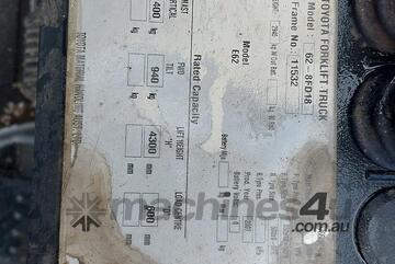 Toyota   62-8FD18 Forklift