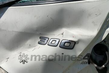 Hino 300 616 Refrigerated Pantech