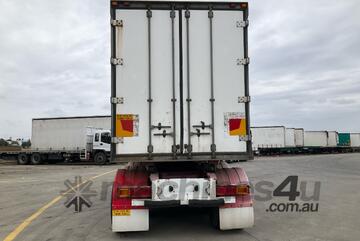 2000 Maxitrans ST3 Tri Axle Refrigerated Rollback A Trailer
