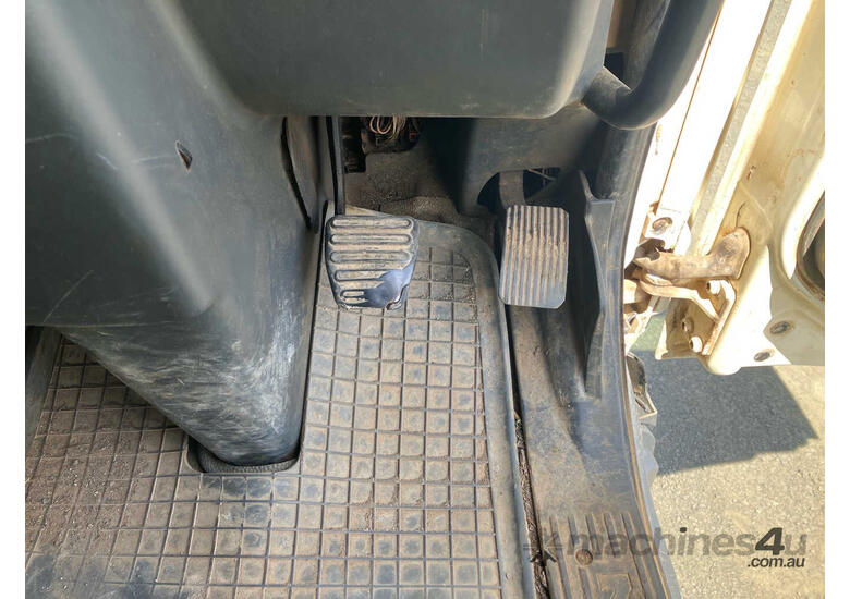 2009 MAN TGM 18.280 Spreader Truck