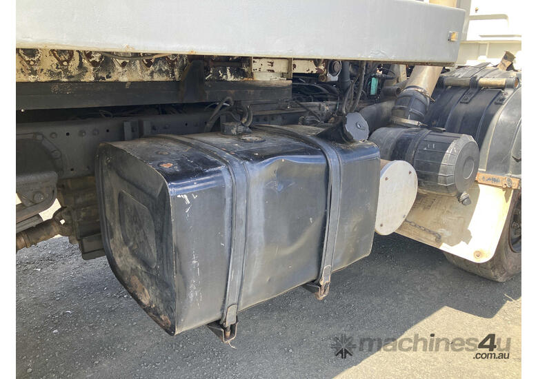 2009 MAN TGM 18.280 Spreader Truck