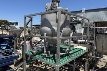 Mixer Jacketed 740mm dia x 600mm high, Platform 1170mm x 1540mm x 1.1m high