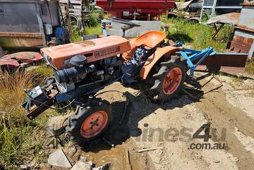 Kubota   B6000 Tractor
