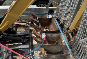 Caterpillar 2022 CAT 300.9d