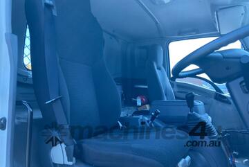 Isuzu 2008   FTS 800 Table Top