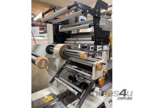 FULI FLOW WRAPPING MACHINE 