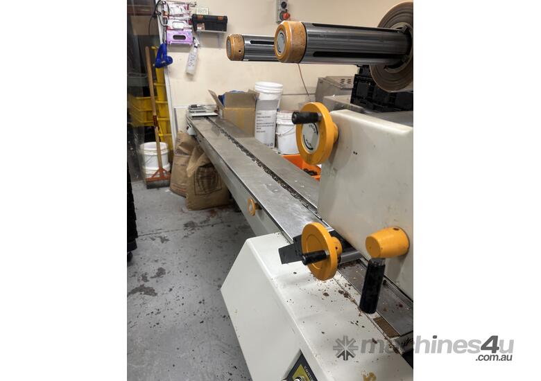 FULI FLOW WRAPPING MACHINE 