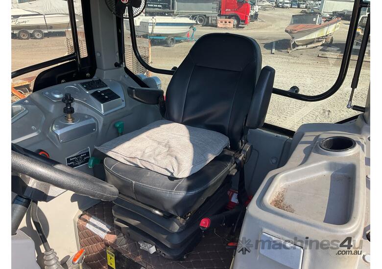 2024 UHI UHI1004 Tractor