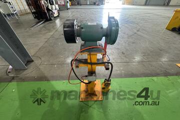 Abbott & Ashby ATBG600/8 Pedestal Grinder
