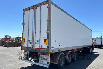 2011 Maxitrans ST3 Tri Axle Refrigerated Pantech Trailer