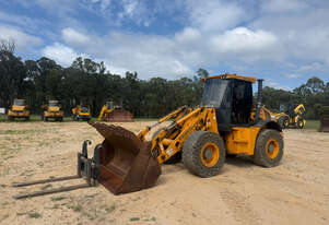 Volvo L90F Loader/Tool Carrier Loader