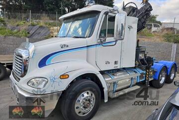 Freightliner (9053)   Colombian