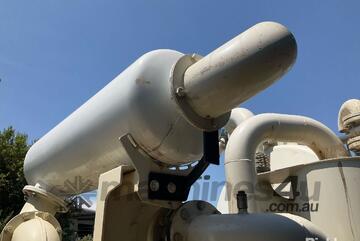 Volvo 2016   FM410 Vacuum Truck