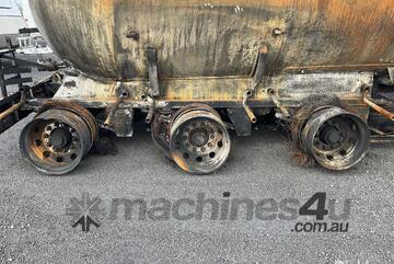 Unbranded Tanker Trailer