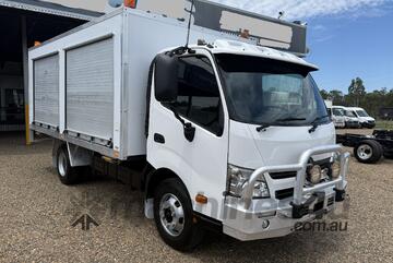 2017 Hino 300 917 ALLOY Service Body