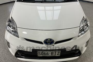 2015 Toyota Prius Hybrid-Petrol