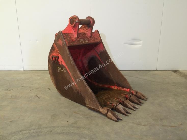 Used digrite 600MM GP BUCKET TIGER TEETH 710T EXCAVATOR D305 Excavator