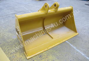 SEC 12 Ton Mud Bucket for Caterpillar CAT312 - Includes Pin, 1650mm Width