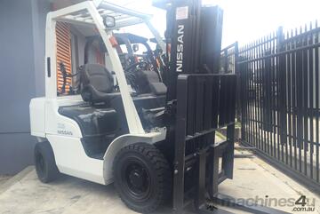 ACTIVE FORKLIFTS - NISSAN Forklift 2.5Ton Container Mast 4300mm Lift