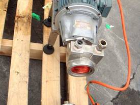 Rotary Vane Pump with spare head - picture1' - Click to enlarge
