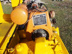 Hand operated vibrating roller 500kg 800mm drum - picture0' - Click to enlarge