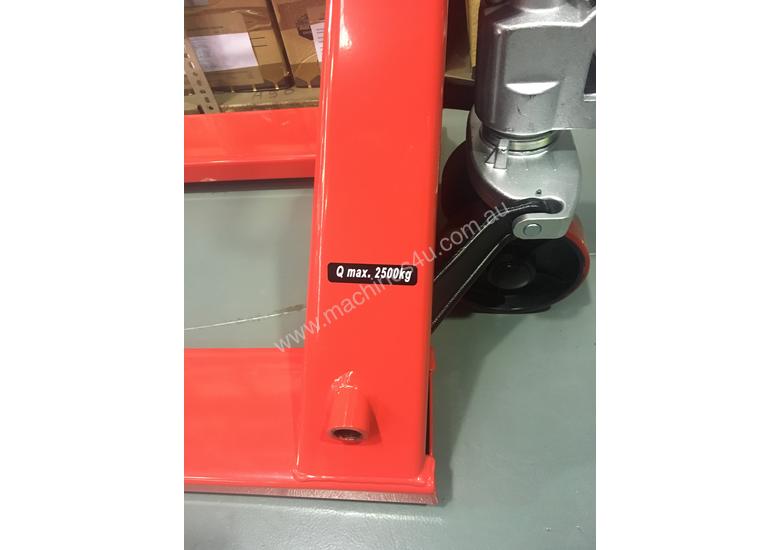 caption New 2.5t Pallet Jack For Sale
