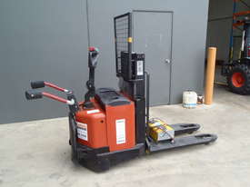 BT Electric Pallet Stacker with rider platform - Price Reduced! - picture0' - Click to enlarge