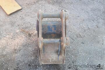 Custom 290mm batter/mud bucket Bucket-GP Attachments