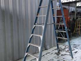 Bailey Fibreglass & Aluminum Step Ladder 3.0 Meter Double Sided Industrial 150 kg SWL - picture1' - Click to enlarge