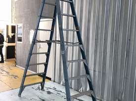 Bailey Fibreglass & Aluminum Step Ladder 3.0 Meter Double Sided Industrial 150 kg SWL - picture2' - Click to enlarge
